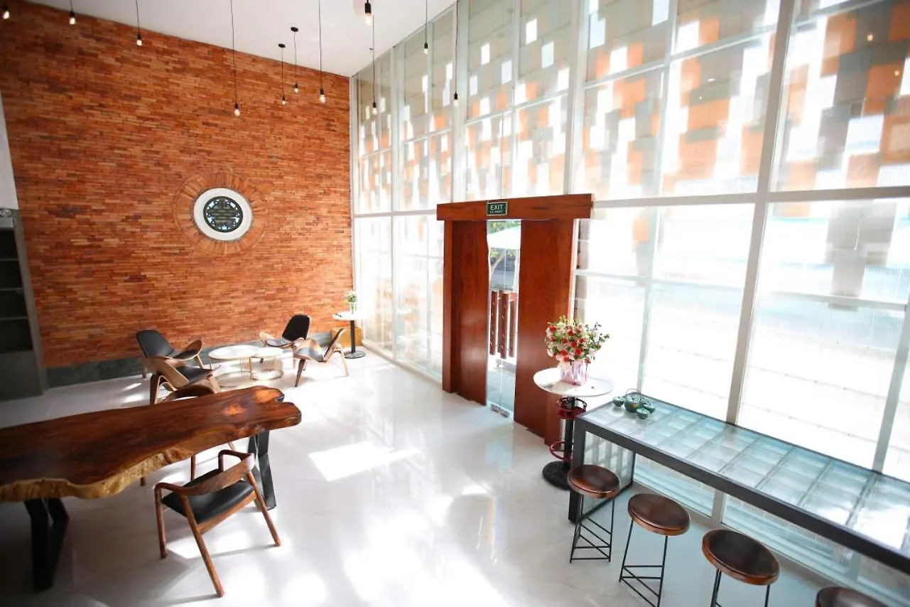 Baan Taley Da Nang Hotel & Apartment